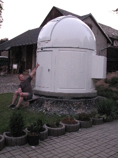 04.08.2007-Geschafft, um 16:20Uhr MESZ war das Observatorium soweit aufgebaut. Nur das Teleskop und die Elektro-Installation fehlte noch.