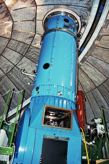Frontansicht vom 90cm Teleskop THEMIS.