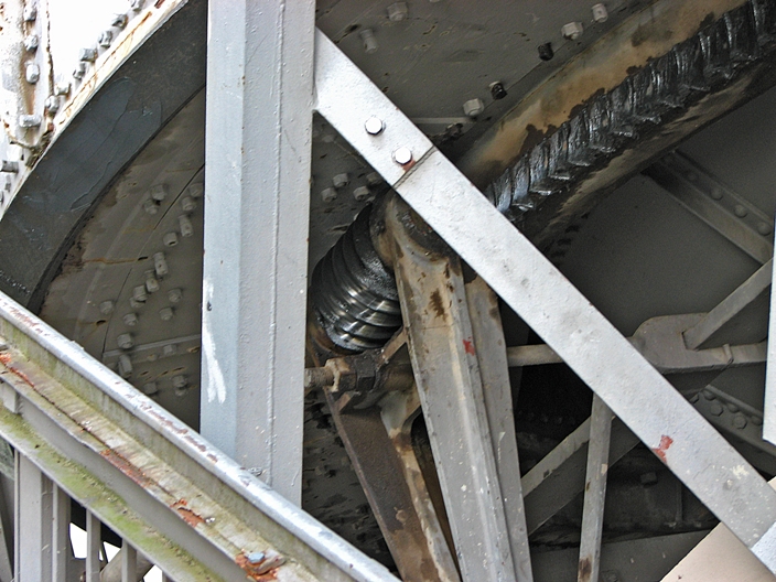 the worm gear of the Meyersche Mount. the Mount weights approx. 160t of steel