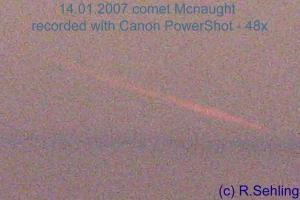 Comet Mcnaught on 2007, january 14, recorded with canon powershot S3 with 48x digital zoom